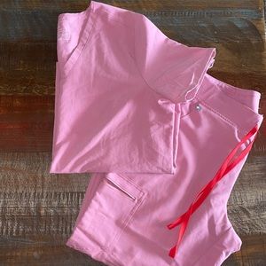 Women’s Figs Scrubs Chalk Pink